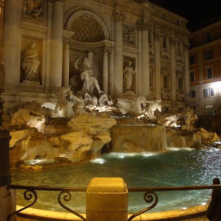 Bed and Breakfast Domus Trevi Roma Exterior foto