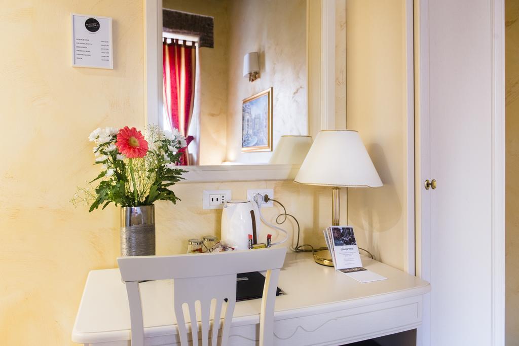 Bed and Breakfast Domus Trevi Roma Exterior foto