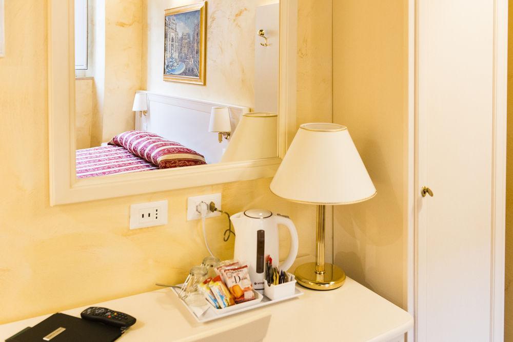 Bed and Breakfast Domus Trevi Roma Exterior foto