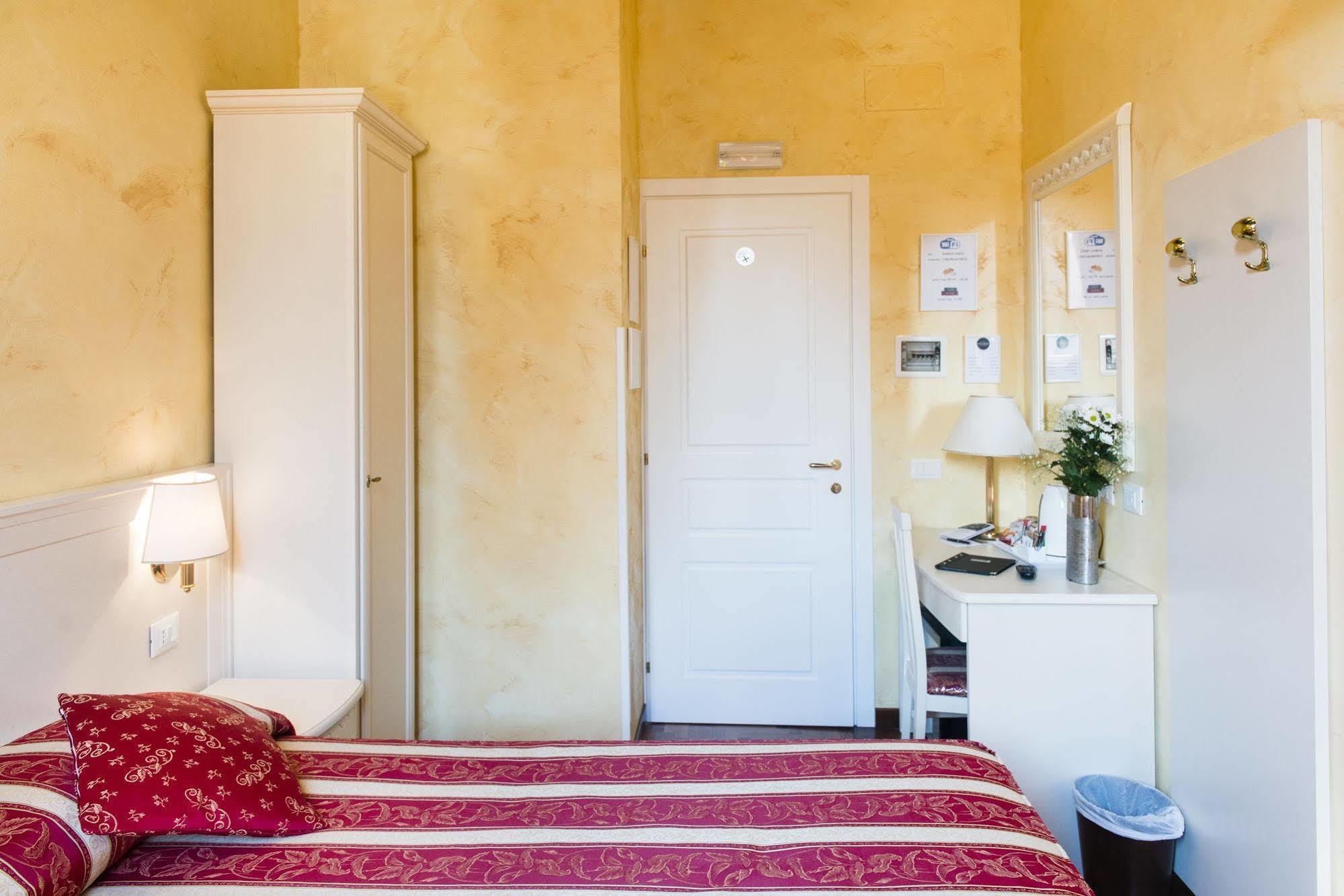 Bed and Breakfast Domus Trevi Roma Exterior foto
